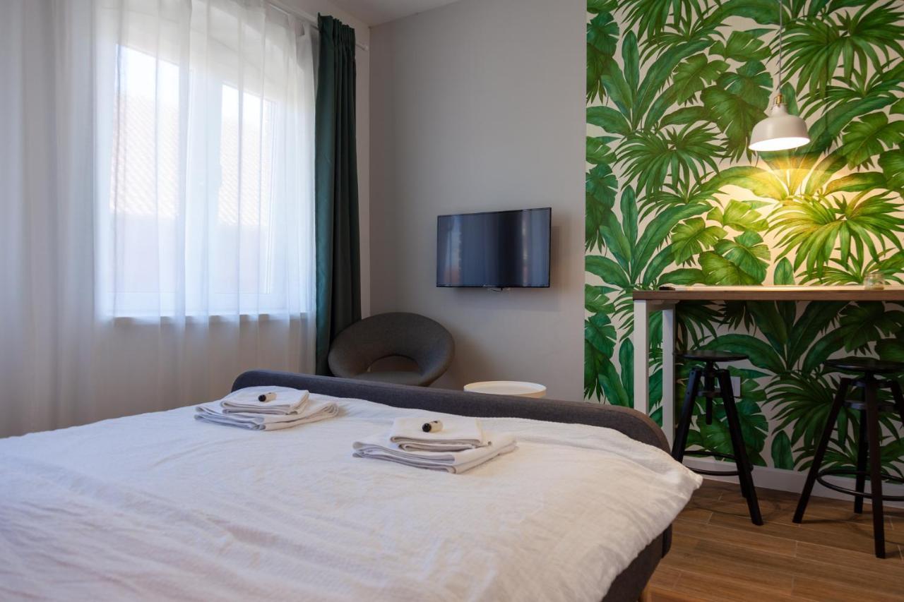 Moms House Hotel Golubac Luaran gambar