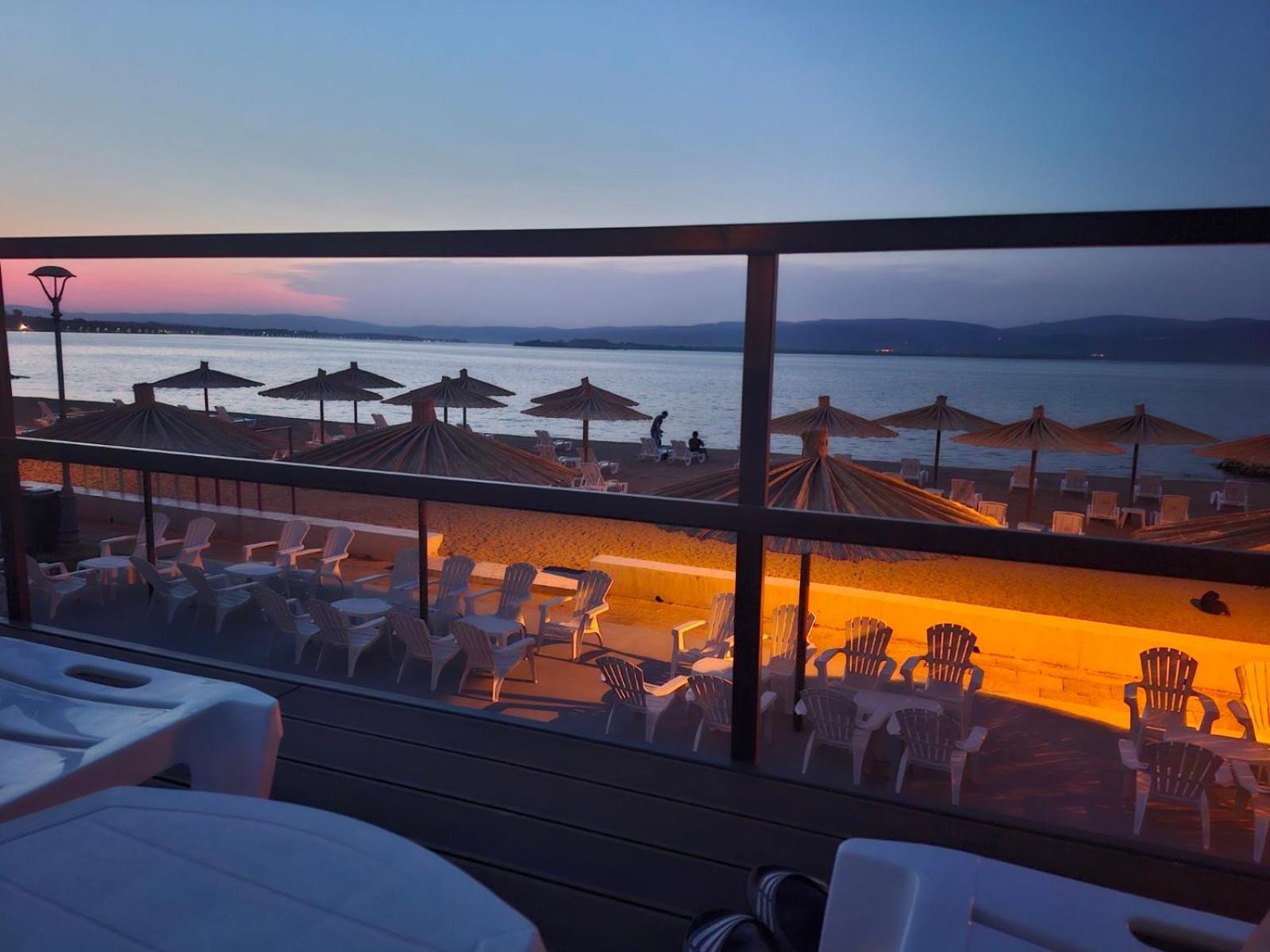 Moms House Hotel Golubac Luaran gambar